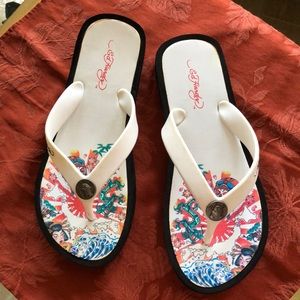 Ed Hardy women’s flip flops